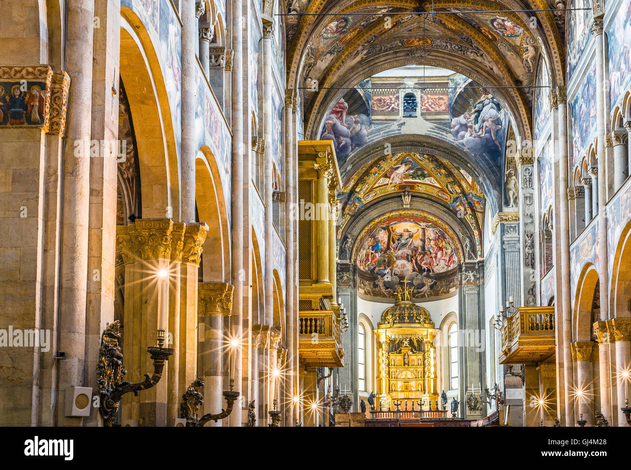 All'interno della Cattedrale di Santa Maria Assunta di Parma. Emilia Romagna. L'Italia. Foto Stock