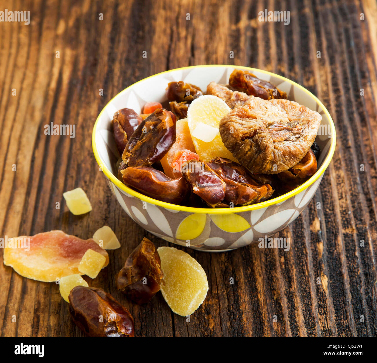 Secchi e frutta candita assortimento in una ciotola Foto Stock