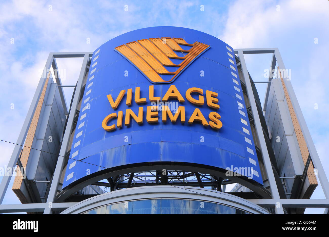 Village Cinemas logo, Australian- pellicola basata su marchio mostra che mostra principalmente film blockbuster. Foto Stock