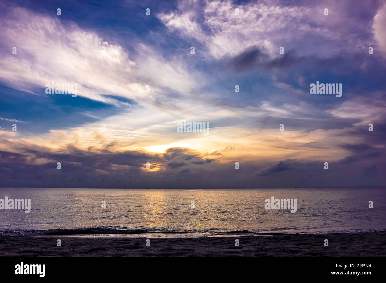 Cambiamenti nella natura il Sunrise Foto Stock