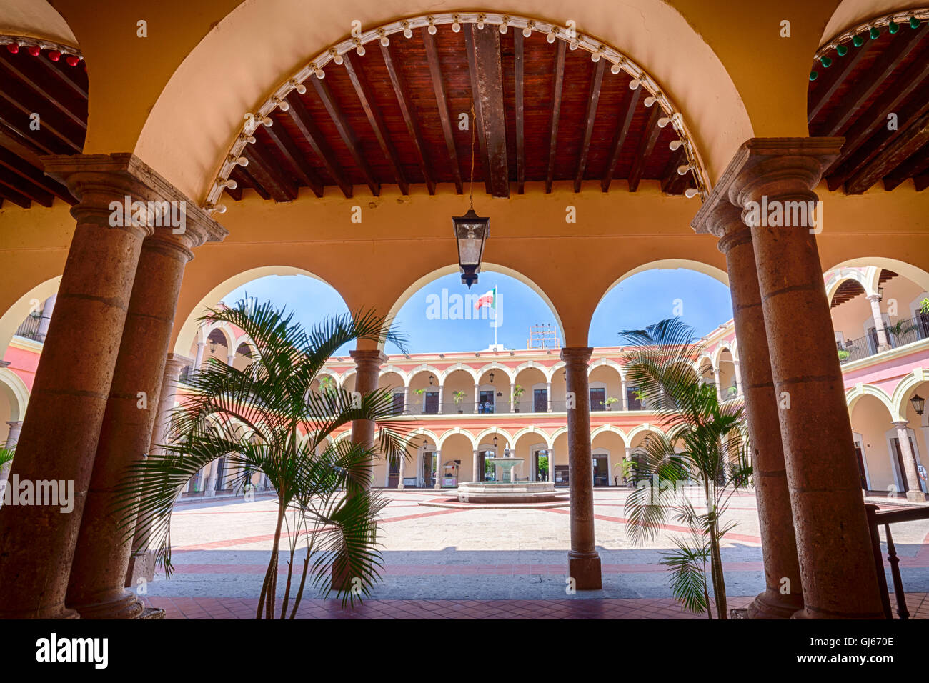 Il colonial palazzo del governo di El Fuerte, Sinaloa, Messico. Foto Stock