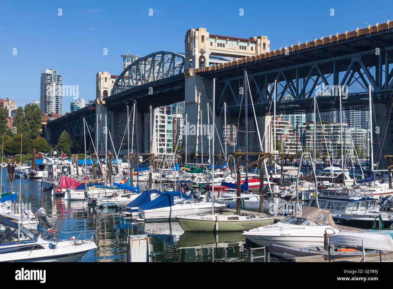 Ponte Burrard nella città di Vancouver in fase di ristrutturazione Foto Stock
