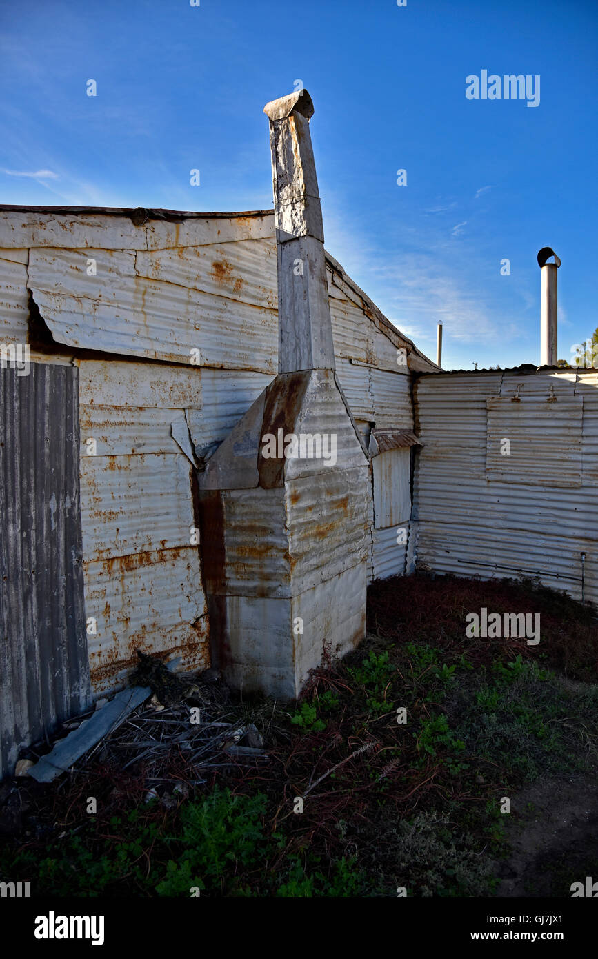 Coopers cottage costruito nel 1916 in Lightning Ridge, NSW, Nuovo Galles del Sud, Australia come un originale minatori camp house Foto Stock