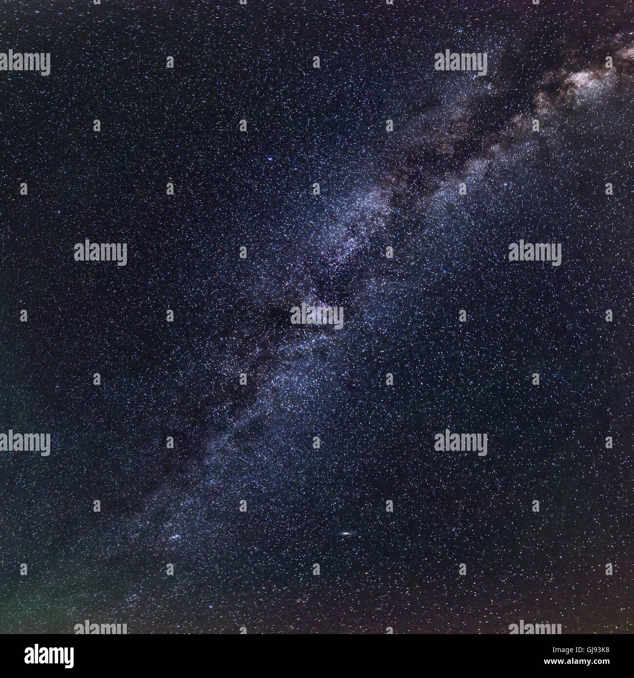 La Via Lattea nel cielo di pernottamento Foto Stock