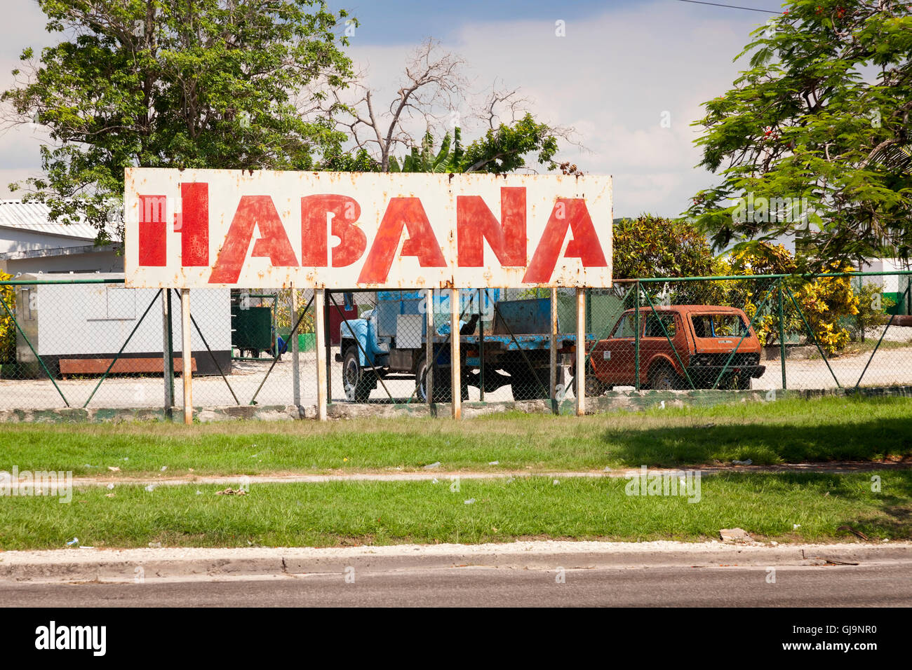 Un cartello che dice che Habana nel comune di Guanabacoa, Havana, Cuba. Foto Stock