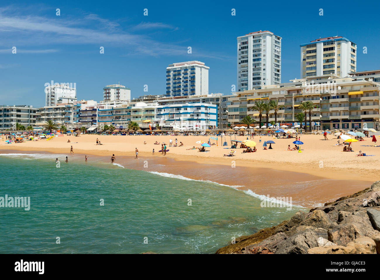 Quarteira Beach, Appartamenti e Hotel, Algarve, PORTOGALLO Foto Stock