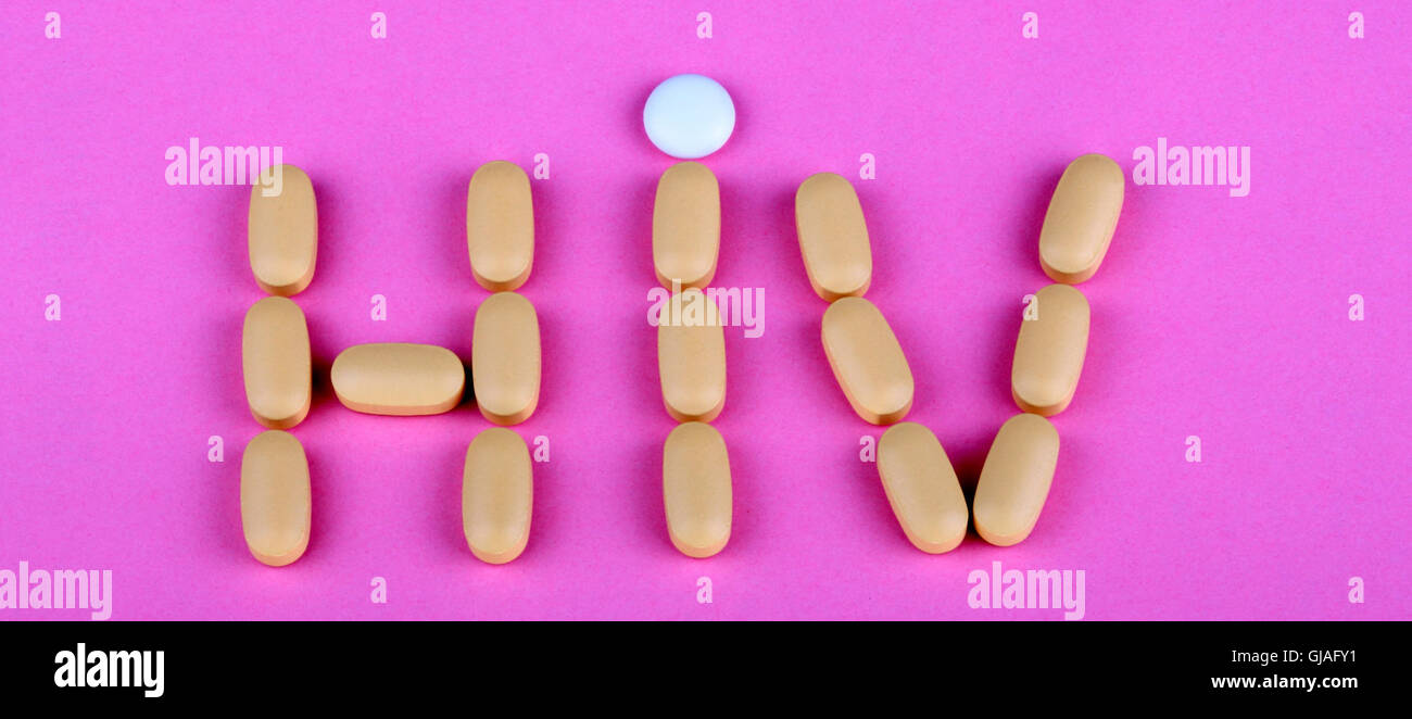 La terapia dell'hiv efavirenz su sfondo rosa Foto Stock
