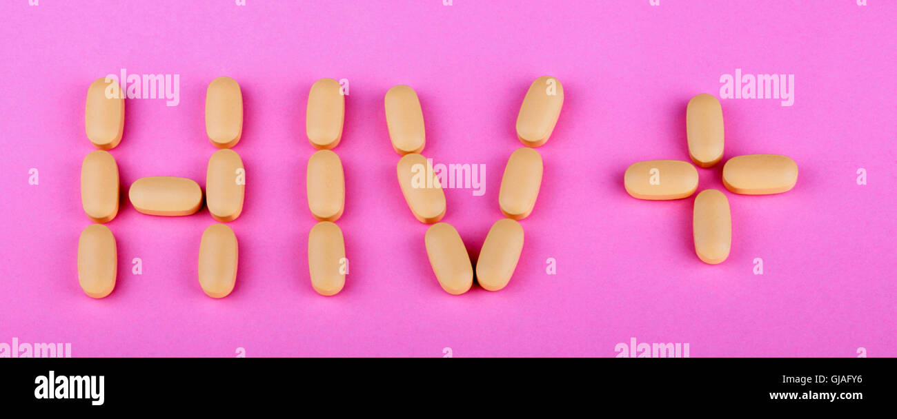La terapia dell'hiv efavirenz su sfondo rosa Foto Stock