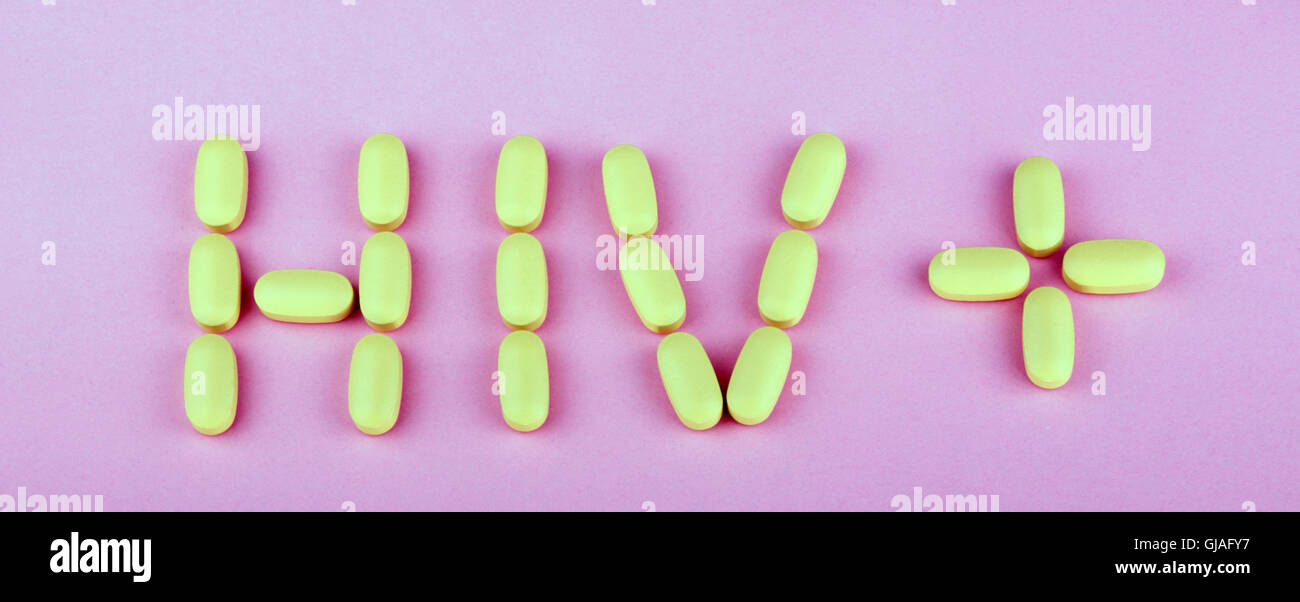 La terapia dell'hiv efavirenz su sfondo rosa Foto Stock