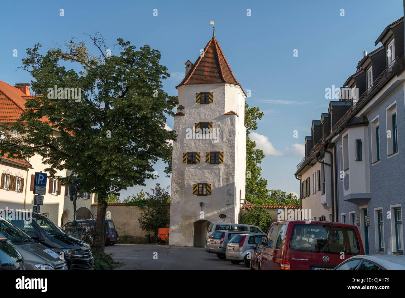 La polizia torre di avvistamento Torre di porta nel centro storico della città vecchia di Schongau, Upper-Bavaria, Baviera, Germania, Europa Foto Stock