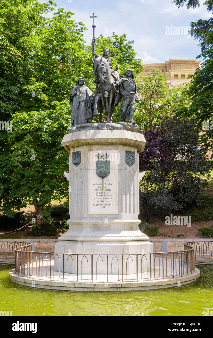 Il monumento in bronzo al Regina Isabella I di Castiglia da Manuel Oms Canet, Madrid, Spagna Foto Stock