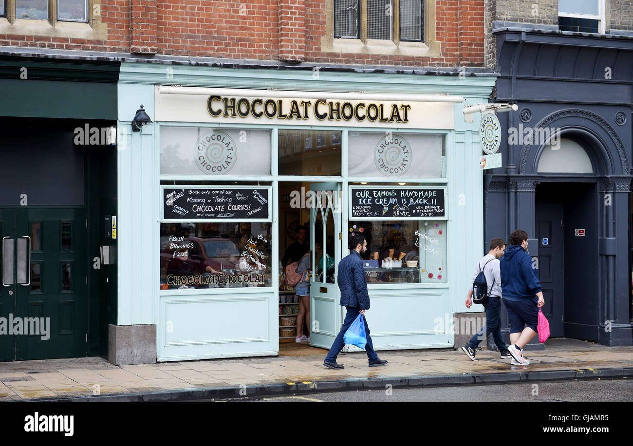 Cambridge Cambridgeshire Regno Unito - il famoso Chocolat Chocolat Shop Foto Stock