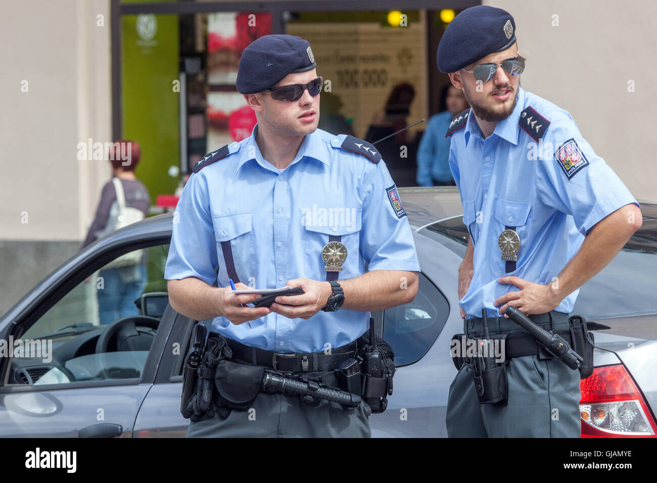 Polizia ceca Praga, poliziotto della Repubblica Ceca Foto Stock