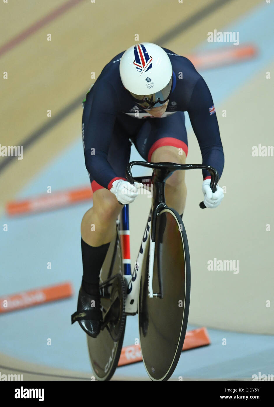 Rio de Janeiro, Brasile. 14 Ago, 2016. Rebecca James della Gran Bretagna in azione durante la donna Sprint Qualifica del Rio 2016 Giochi Olimpici ciclismo su pista gli eventi al velodromo a Rio de Janeiro, Brasile, 14 agosto 2016. Foto: Felix Kaestle/dpa/Alamy Live News Foto Stock