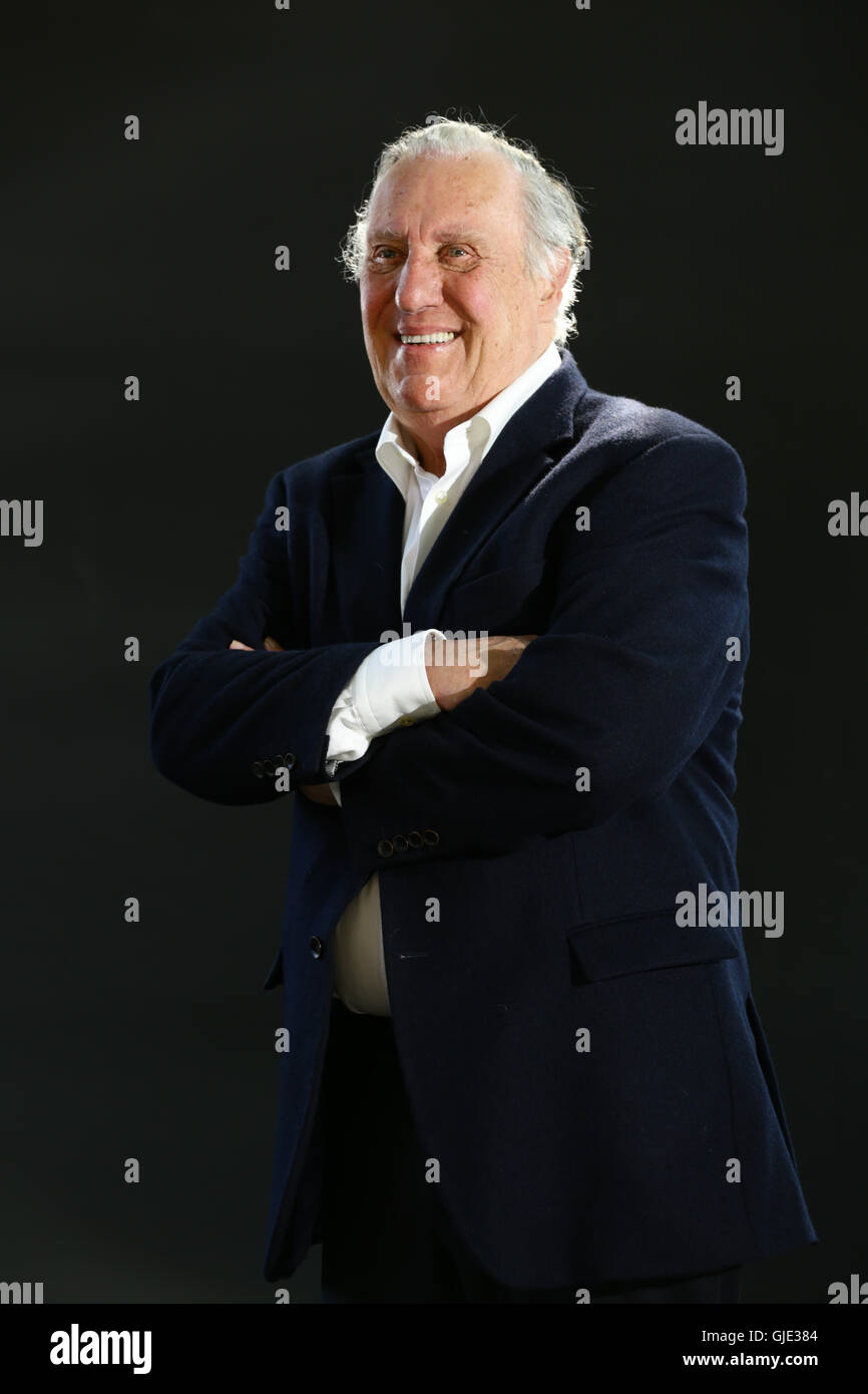 Edimburgo, Scozia. Il 13 agosto 2016. Autore e spy thriller scrittore Frederick Forsyth a Edinburgh International Book Festival. Scrittore di Thriller Frederick Forsyth a Edinburgh Book Festival 2016 Foto Stock