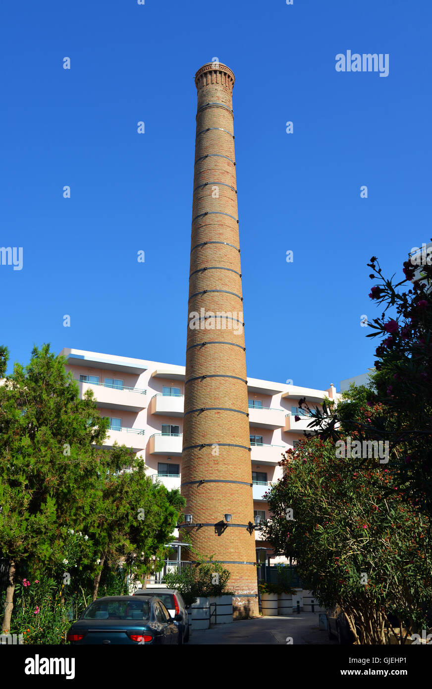 La città di Rethymno Grecia torre industriale architettura di riferimento Foto Stock