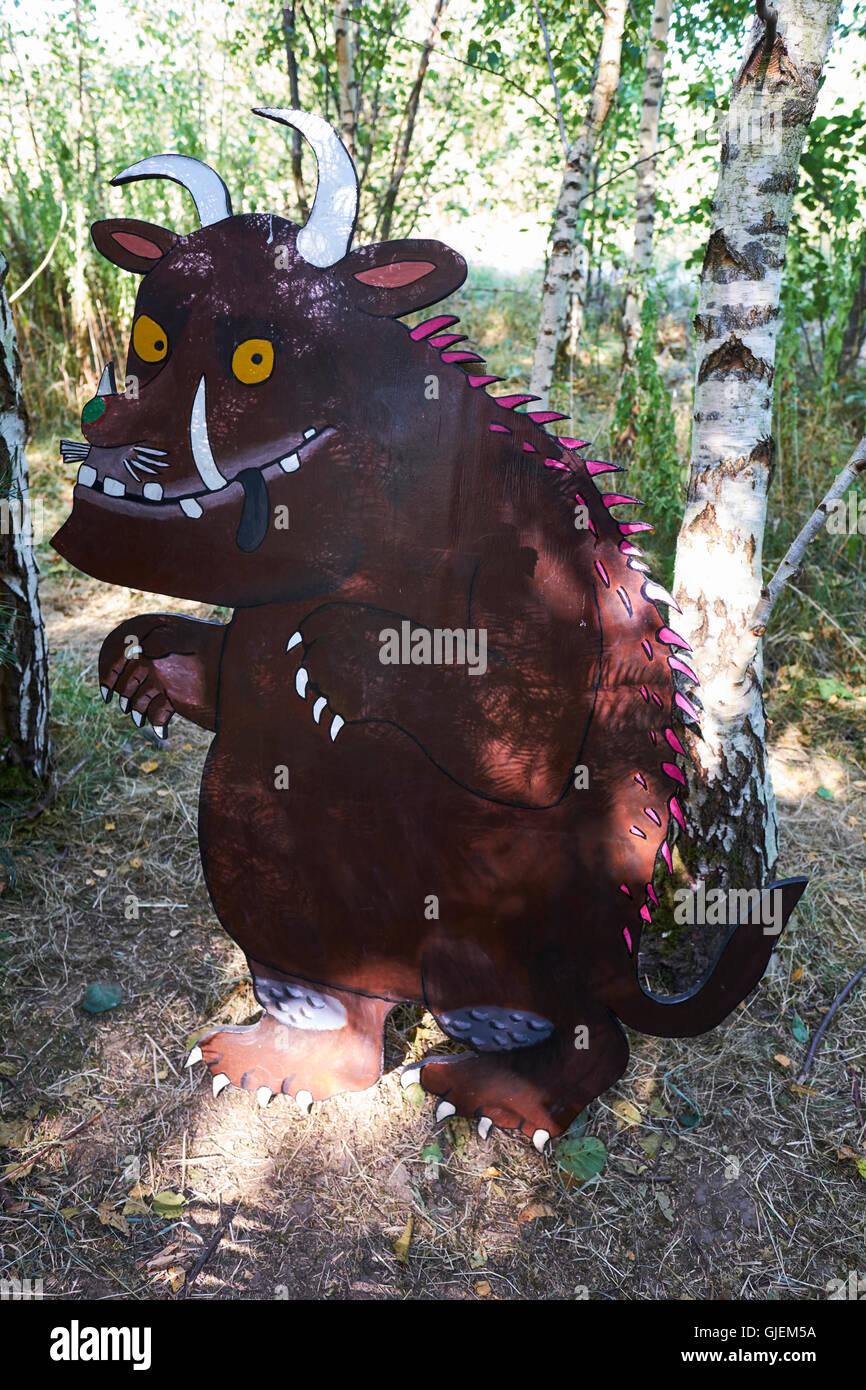 The Gruffalo at Conkers un attrazione all'interno della Foresta Nazionale di Moira DERBYSHIRE REGNO UNITO Foto Stock