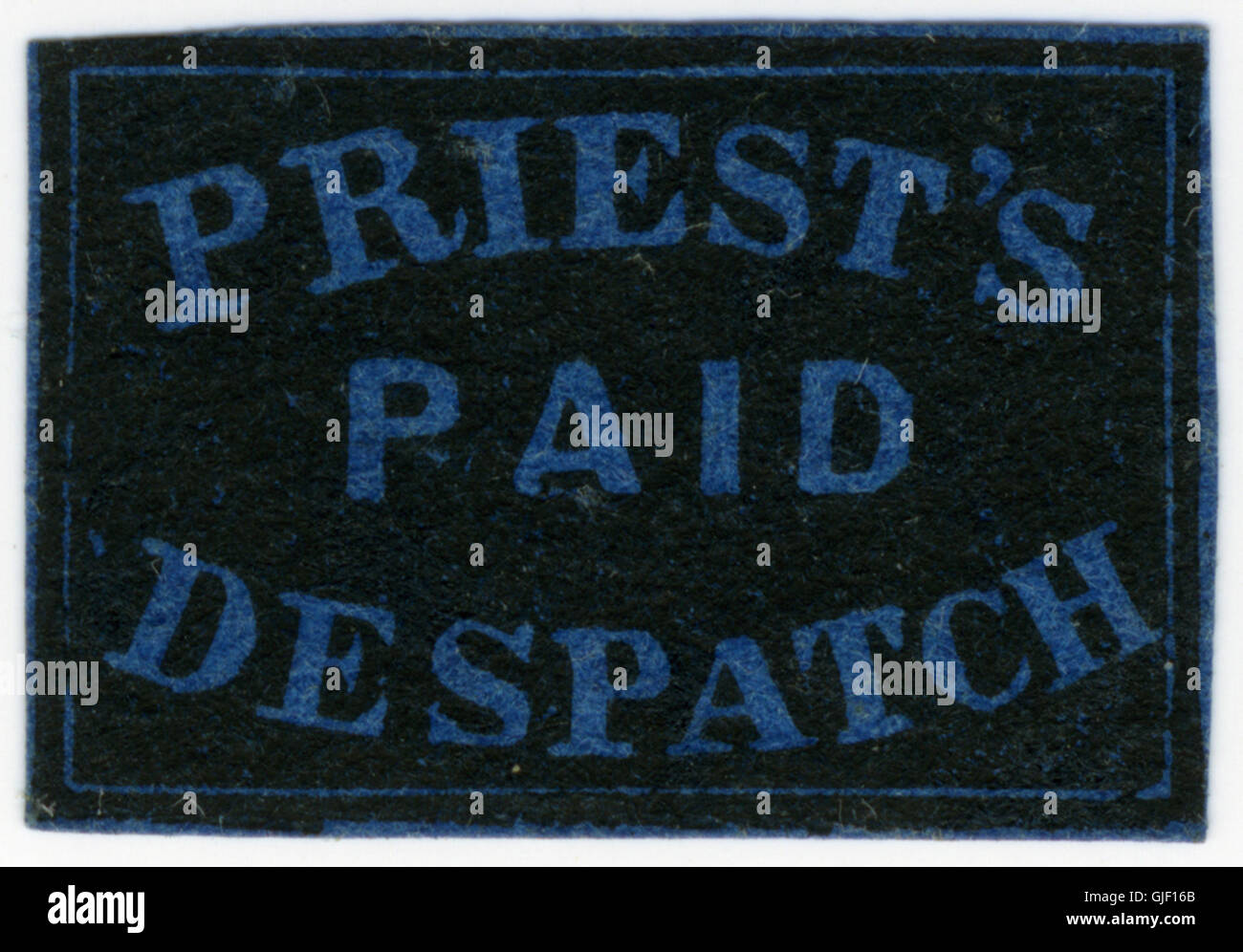 Il Priest's Despatch Paid 2c Blue stamp del 1851 è un primo numero postale proveniente dal Canada, spesso visto come una rarità nei circoli filatelici. Questo particolare articolo è identificato come un falso, fornendo informazioni sulle prime falsificazioni postali. Foto Stock
