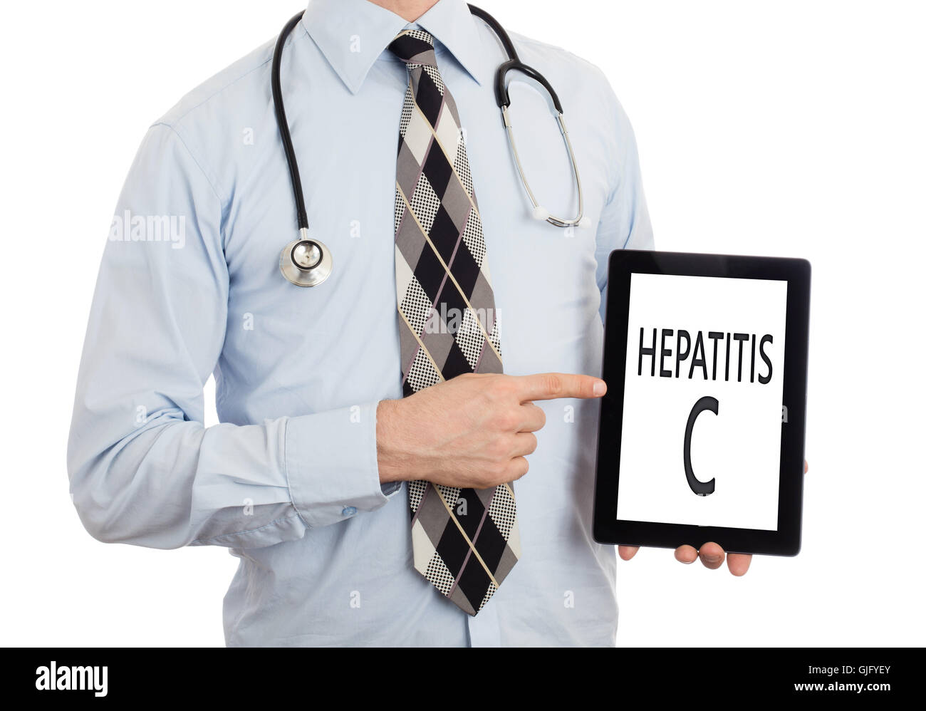 Medico, isolato su bianco backgroun, tenendo tavoletta digitale - Epatite C Foto Stock
