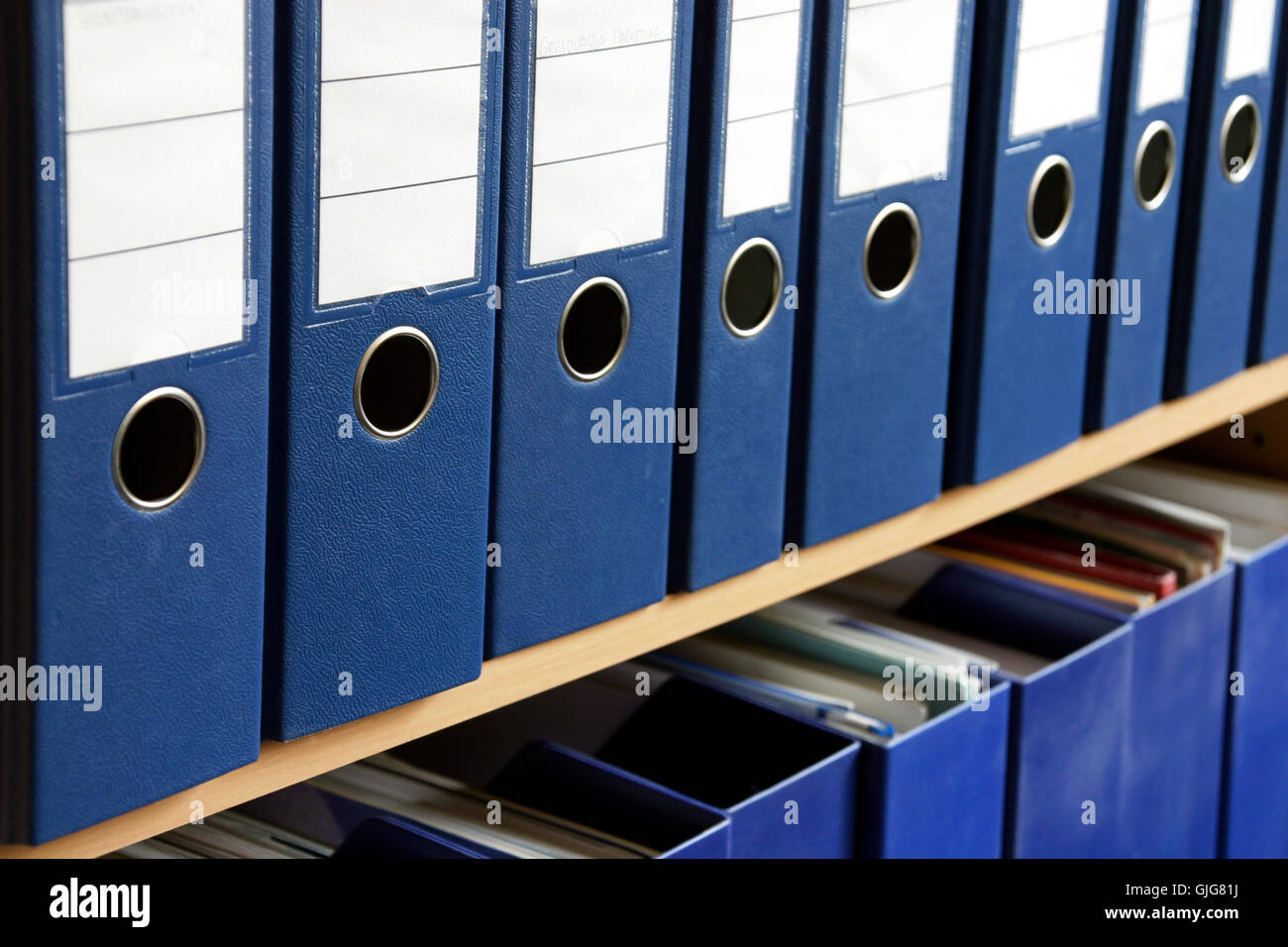 Ufficio i documenti a mano Foto Stock