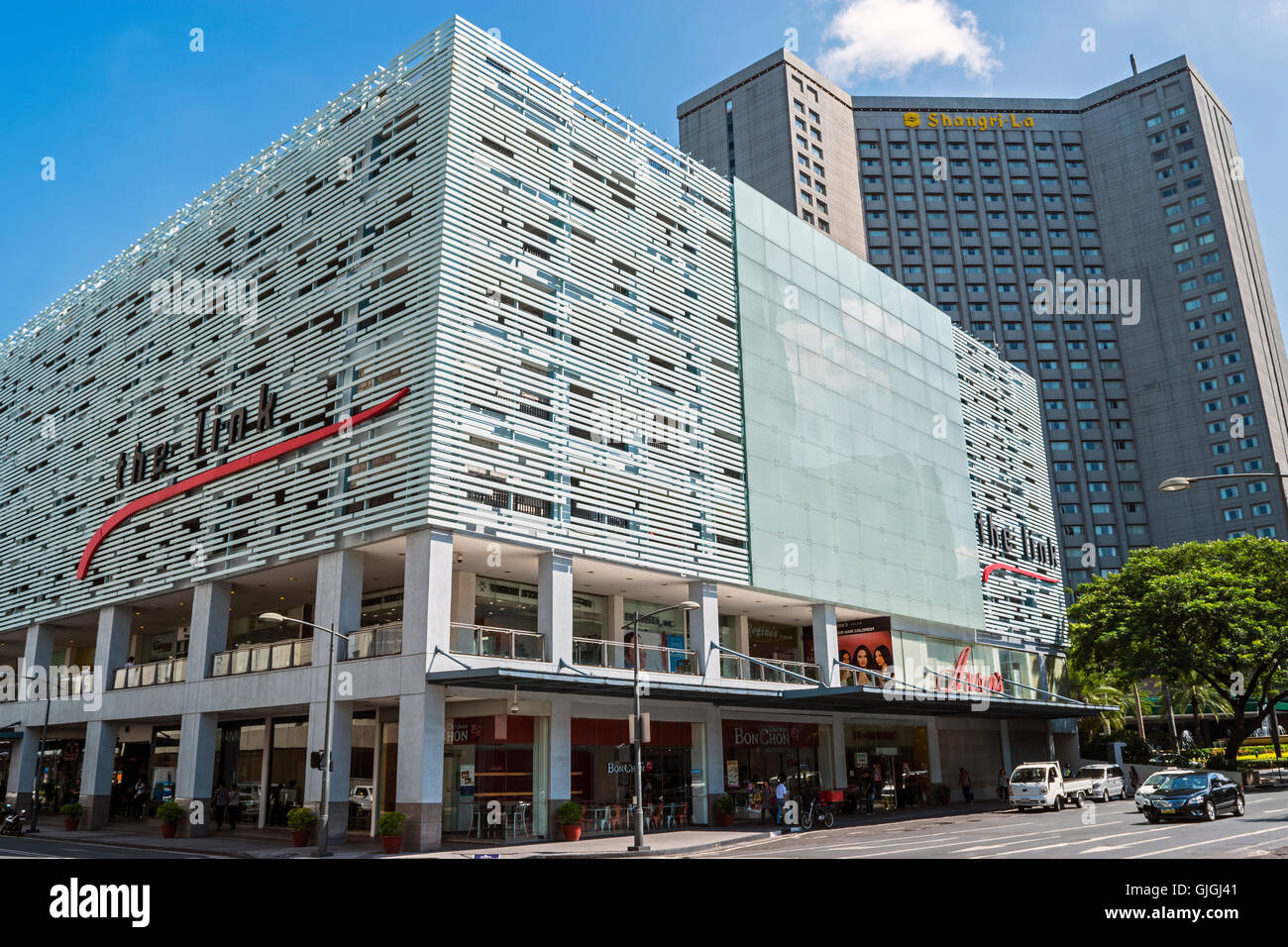 L'hotel Shangri-La e Link parcheggio e ristorante complesso, Manila, Filippine Foto Stock