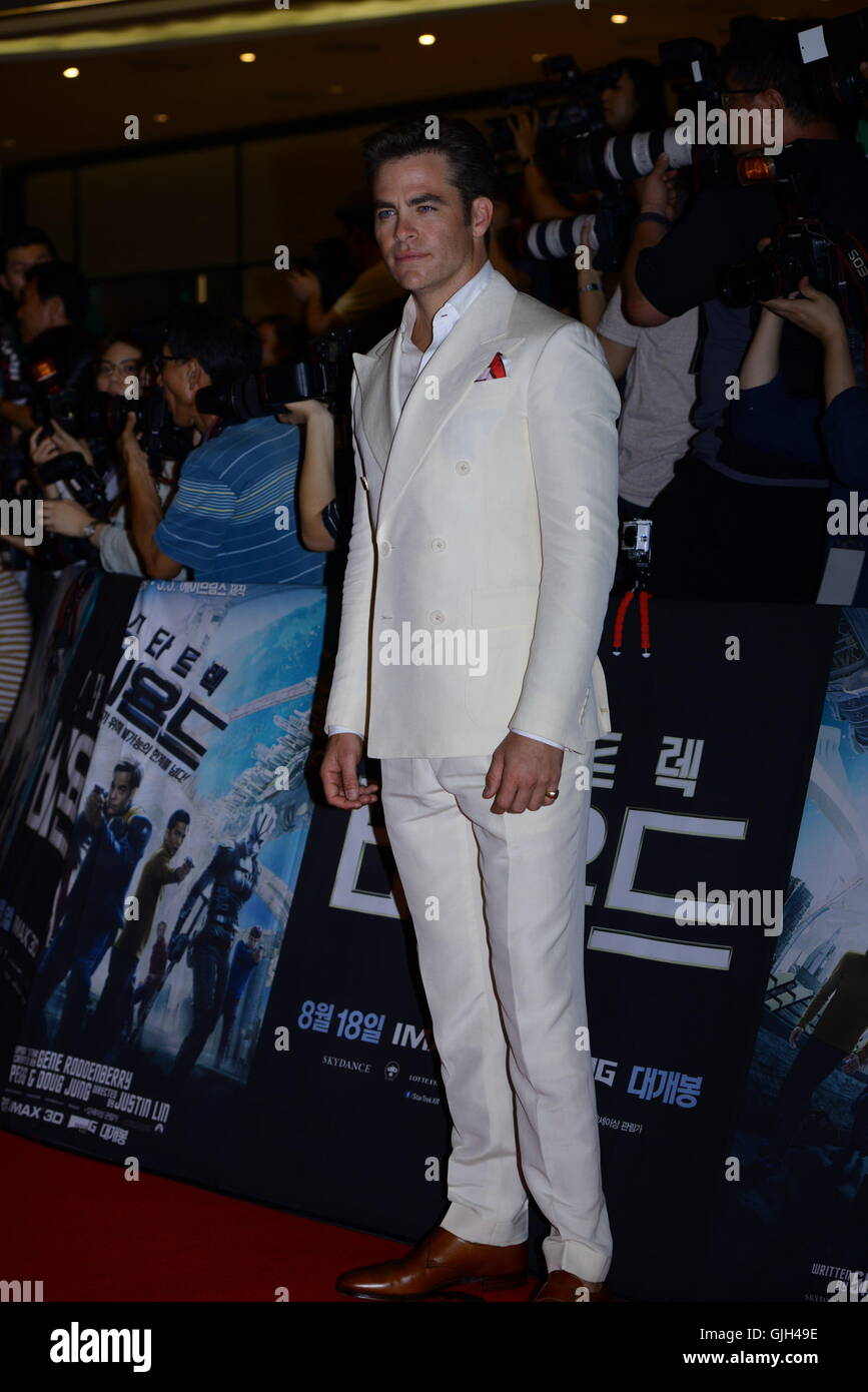 Seul in Corea. 16 Ago, 2016. Zachary Quinto, Chris Pine e Simon Pegg frequentare il tappeto rosso di Star Trek oltre a Seul, in Corea il 16 agosto 2016. A Seul, in Corea il 01 agosto, 2016.(Cina e Corea diritti) Credito: TopPhoto/Alamy Live News Foto Stock