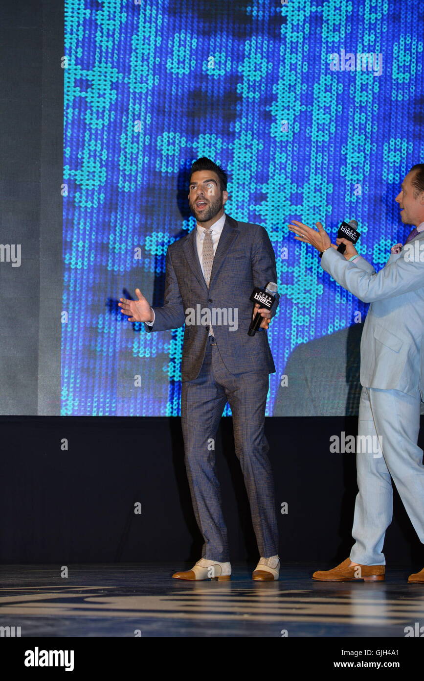 Seul in Corea. 16 Ago, 2016. Zachary Quinto, Chris Pine e Simon Pegg frequentare il tappeto rosso di Star Trek oltre a Seul, in Corea il 16 agosto 2016. A Seul, in Corea il 01 agosto, 2016.(Cina e Corea diritti) Credito: TopPhoto/Alamy Live News Foto Stock