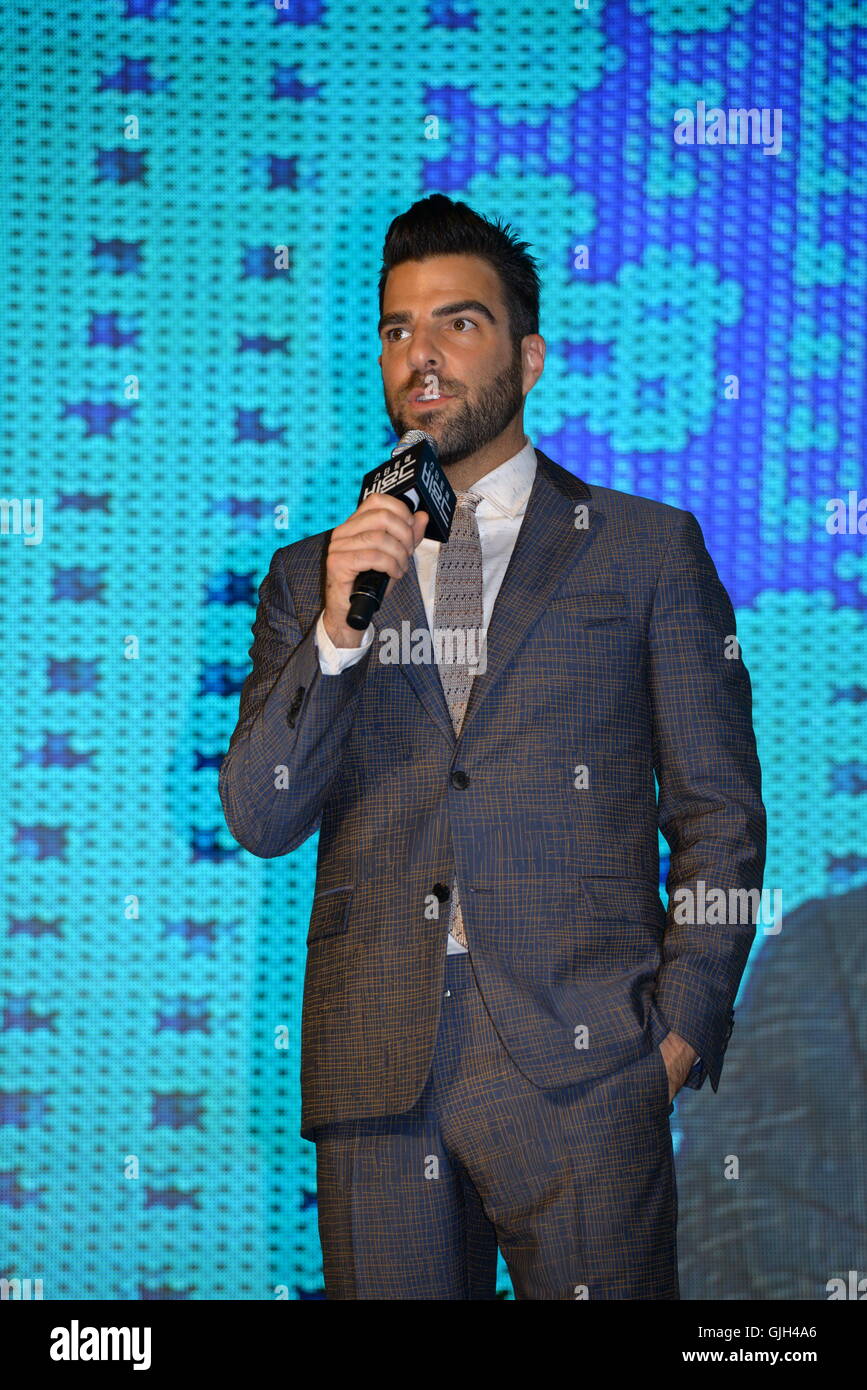 Seul in Corea. 16 Ago, 2016. Zachary Quinto, Chris Pine e Simon Pegg frequentare il tappeto rosso di Star Trek oltre a Seul, in Corea il 16 agosto 2016. A Seul, in Corea il 01 agosto, 2016.(Cina e Corea diritti) Credito: TopPhoto/Alamy Live News Foto Stock