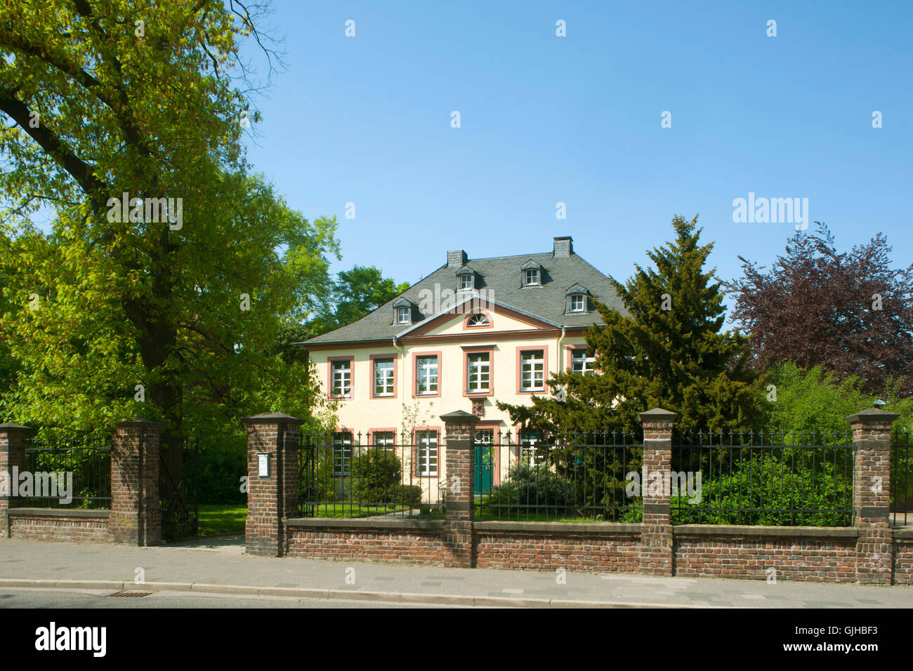 Deutschland, Renania settentrionale-Vestfalia, Rhein-Erft-Kreis, Kerpen, Pfarrhaus San Martinus Foto Stock