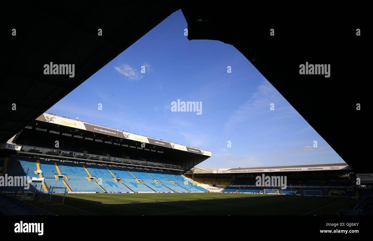 Una vista generale all'interno di Elland Road prima di cielo scommessa match del campionato. Foto Stock