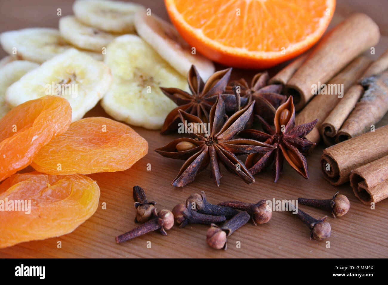 Arancione banane di garofano Foto Stock