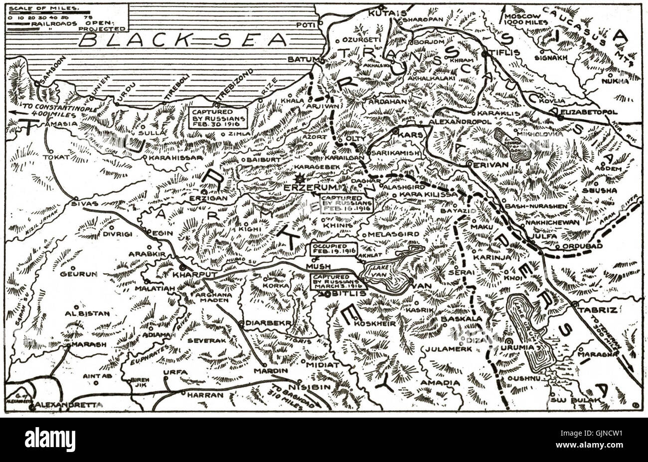 Questa mappa storica illustra l'avanzata militare russa in Turchia in Armenia durante la prima guerra mondiale. Fa parte della serie "la storia della grande Guerra" e offre informazioni sulla geografia e la strategia in tempo di guerra. Foto Stock