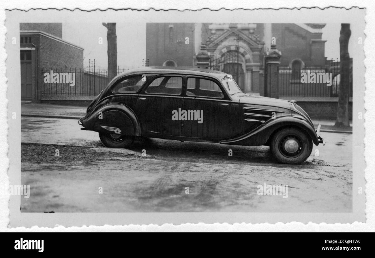 Une voiture Peugeot en 1939 en France Foto Stock