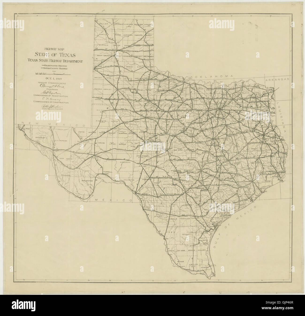 Questa mappa della Texas State Highway del 1919 è un documento storico che mostra le infrastrutture stradali dello stato. Mette in evidenza le rotte di trasporto del tempo e fornisce informazioni preziose sui viaggi e sui sistemi stradali dei primi anni del XX secolo in Texas. Foto Stock