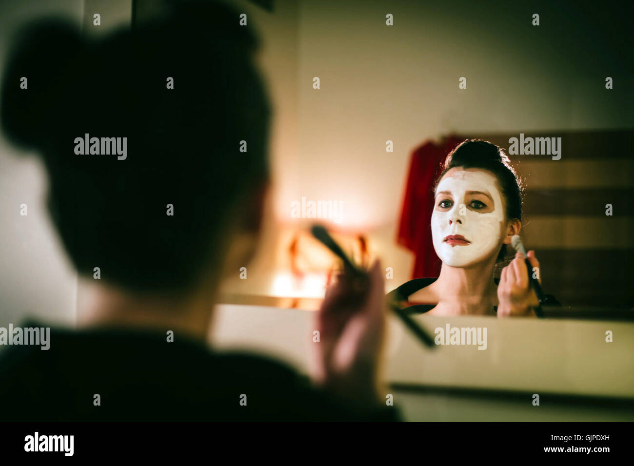 Prevenge è un nuovo film diretto da Alice Lowe. Questa fotografia è per il solo uso editoriale ed è il copyright del film company e/o il fotografo assegnato dal film o società di produzione e può essere riprodotto solo da pubblicazioni in congiunzione con la promozione del film di cui sopra. Un credito per il film company è richiesto. Il fotografo deve anche essere accreditato quando noto. Foto Stock