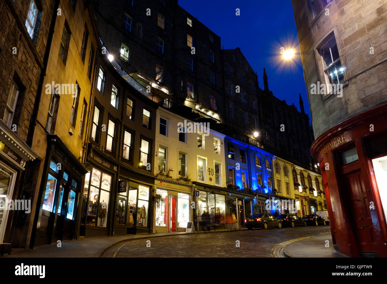 Victoria Street di notte, Edimburgo Foto Stock
