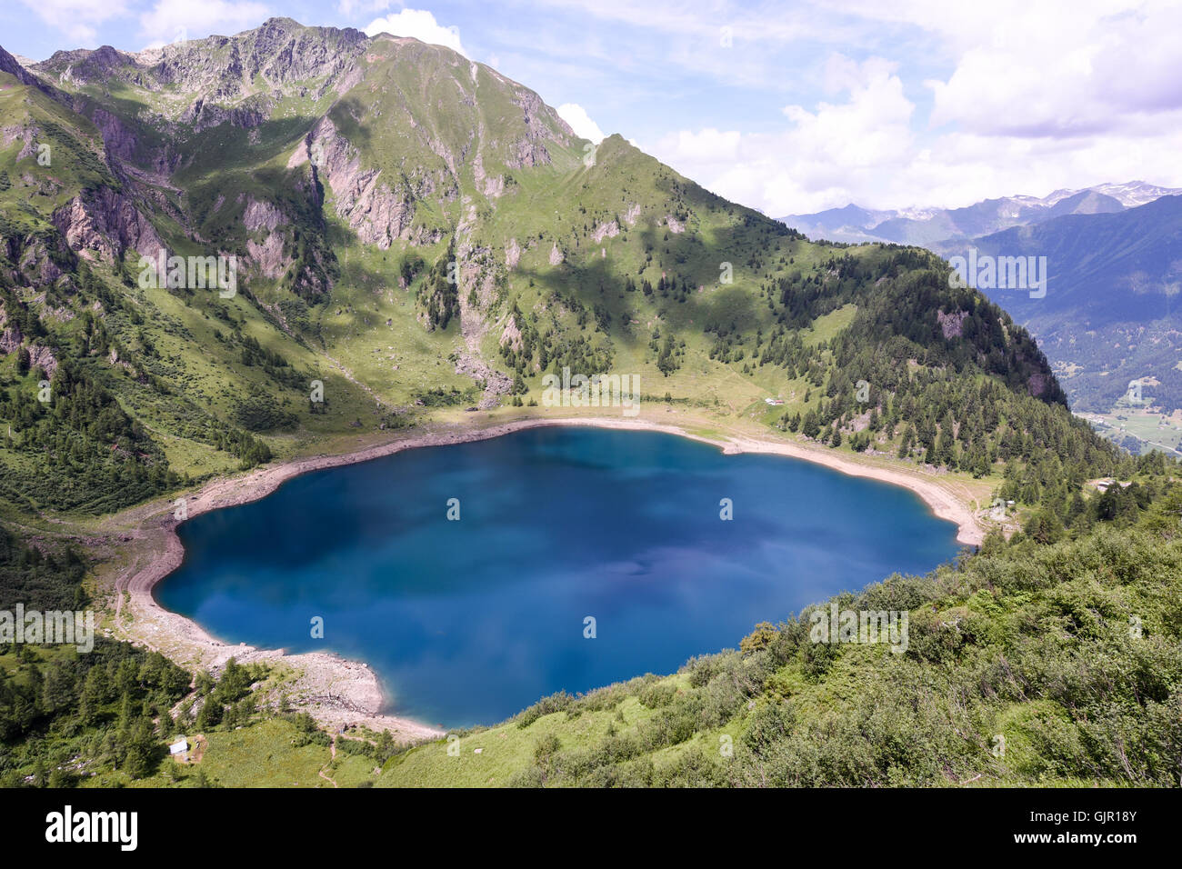 Lago Tremorgio Il Canton Ticino nelle alpi svizzere Foto Stock