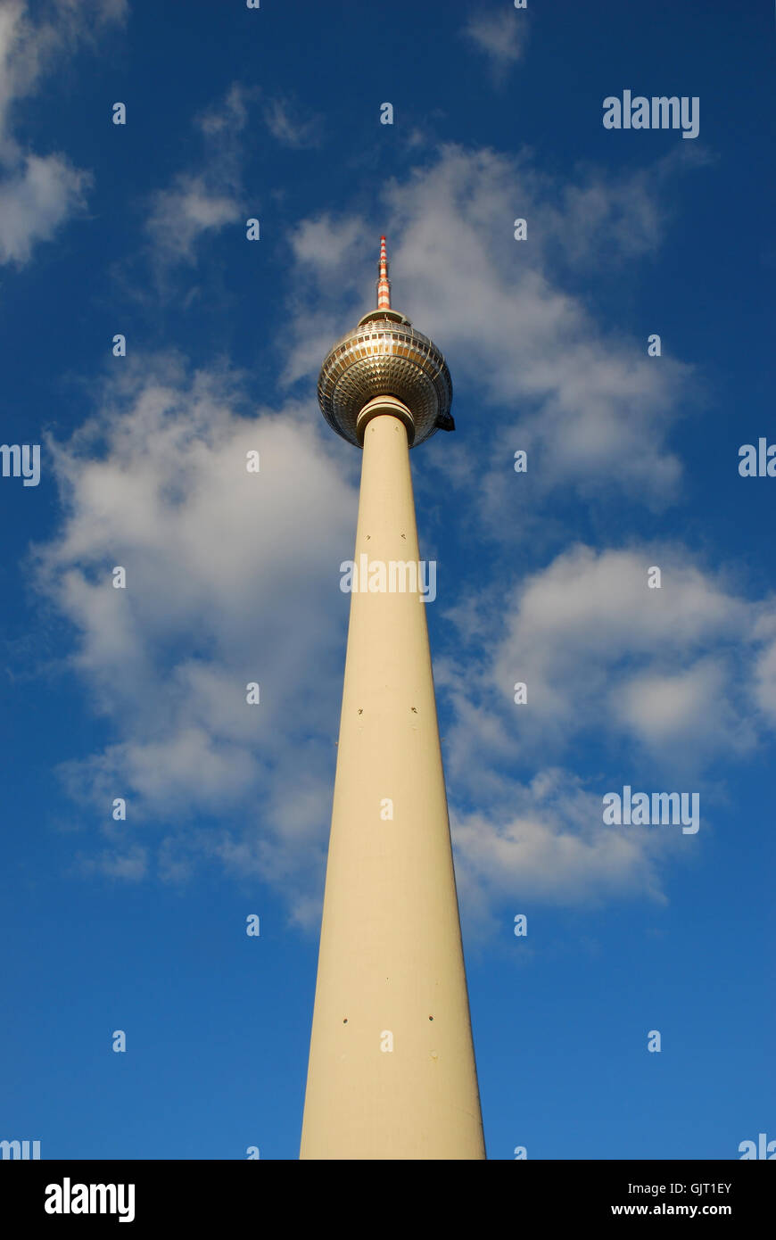 Berlino torre della TV ad Alexanderplatz Foto Stock