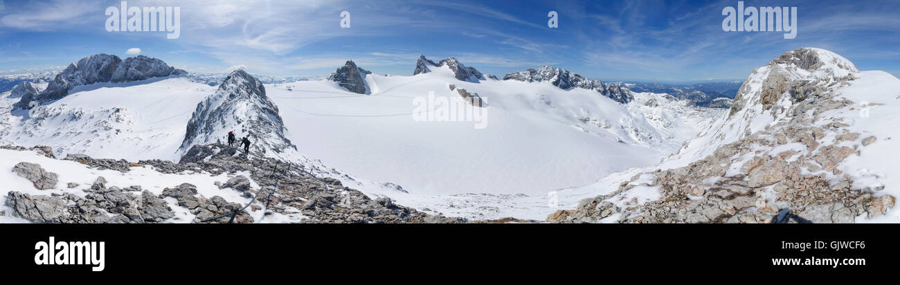 Nationalpark Dachstein: anticipo all'Hoher Gjaidstein , affacciato sulla Hoher Dachstein (centro) e Hallstatt ghiacciaio (anteriore), Au Foto Stock