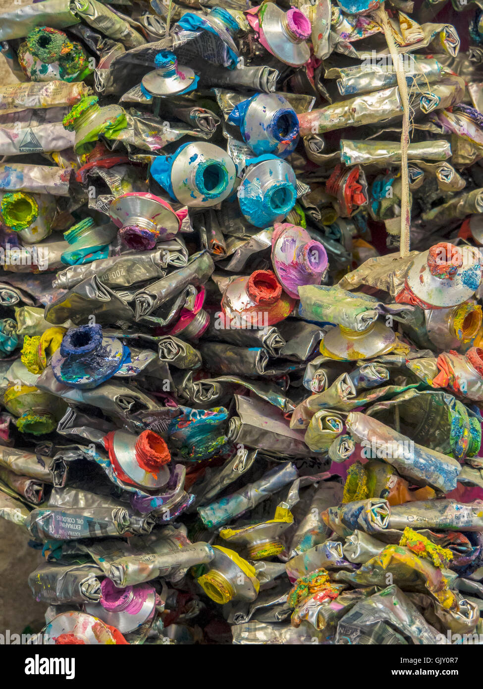 L'olio usato tubi di vernice, Foto Stock