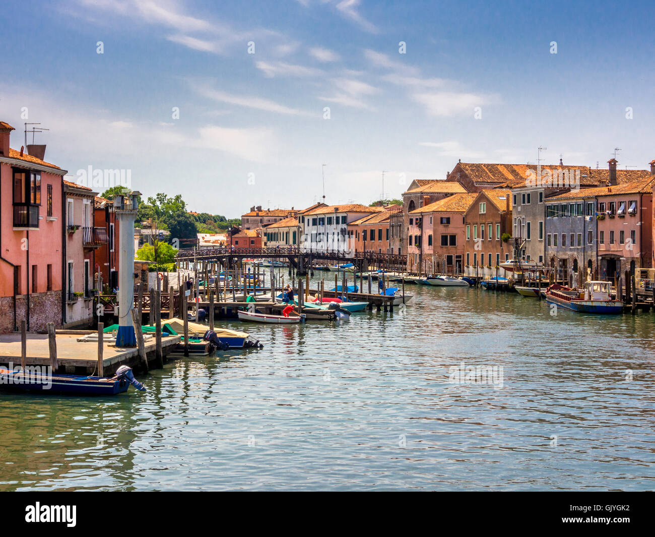 Vista sul canale di San Pietro dal ponte di Quintavalle. Venezia. L'Italia. Foto Stock