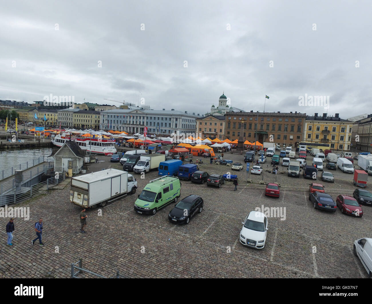 Vista aerea su helsinki piazza del mercato nel centro di Helsinki, Finlandia Foto Stock