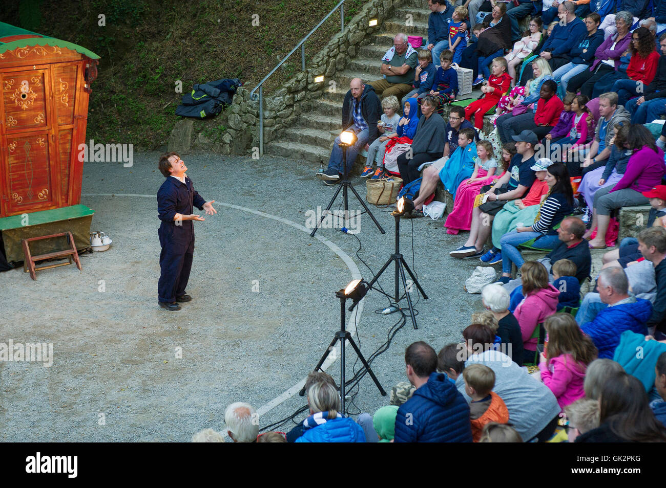 Danny, Campione del Mondo eseguita a Trebah anfiteatro del giardino in Cornovaglia. Foto Stock