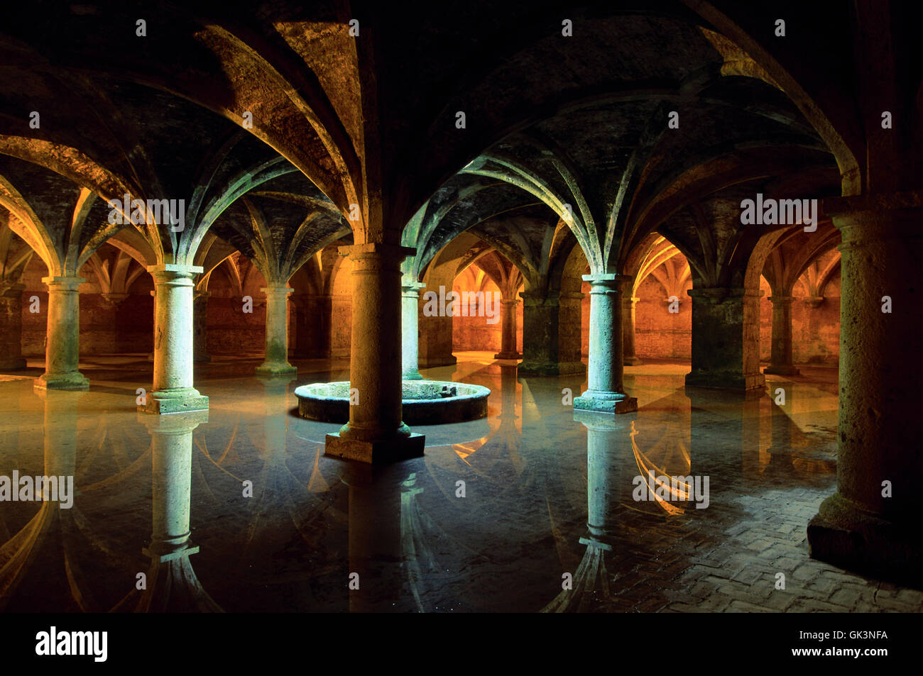 Ca. 1990 - 2000, El Jadida, Marocco --- La Cisterna portoghese --- Image by © Jeremy Horner Foto Stock