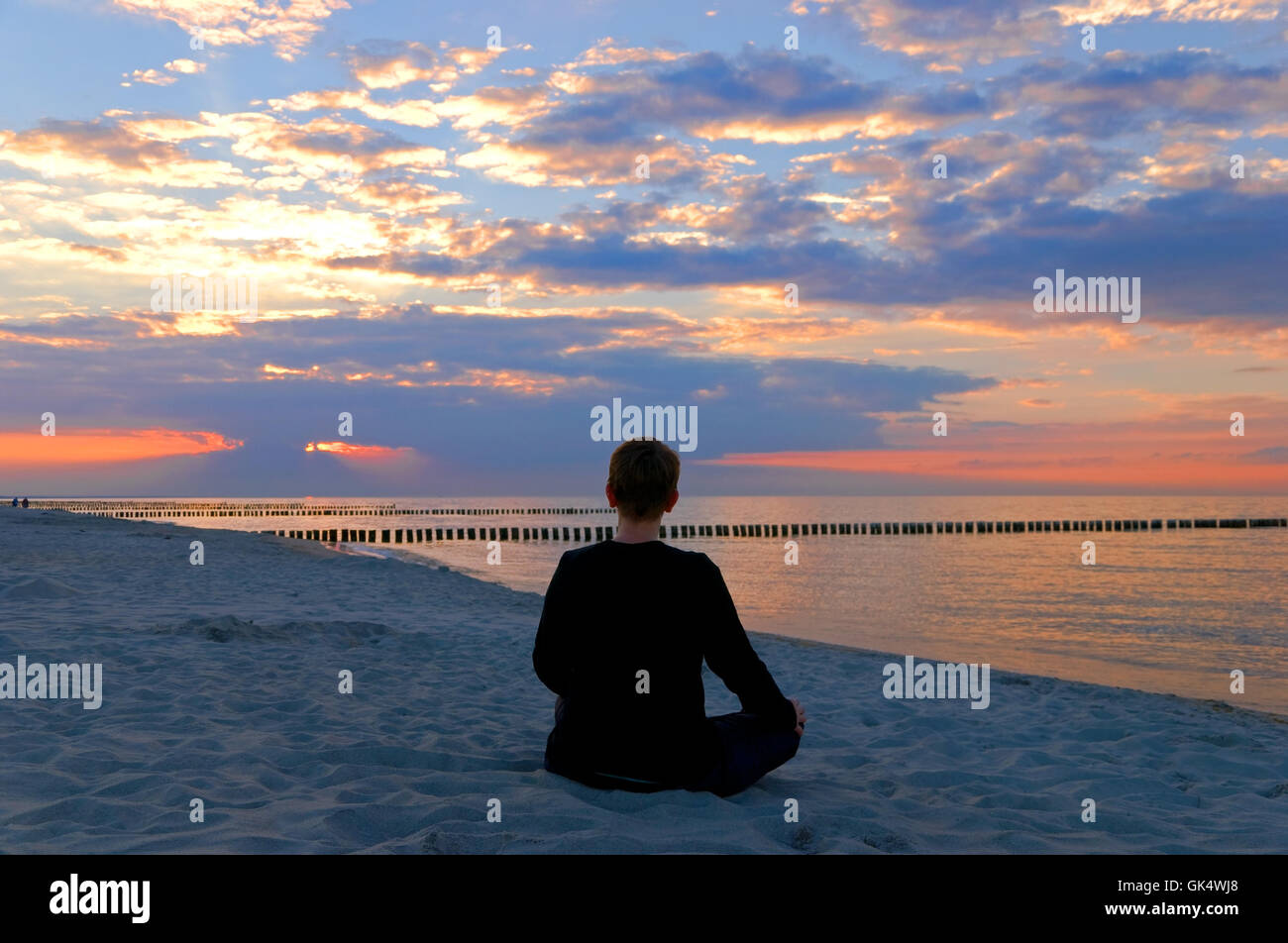 La meditazione del tramonto Foto Stock