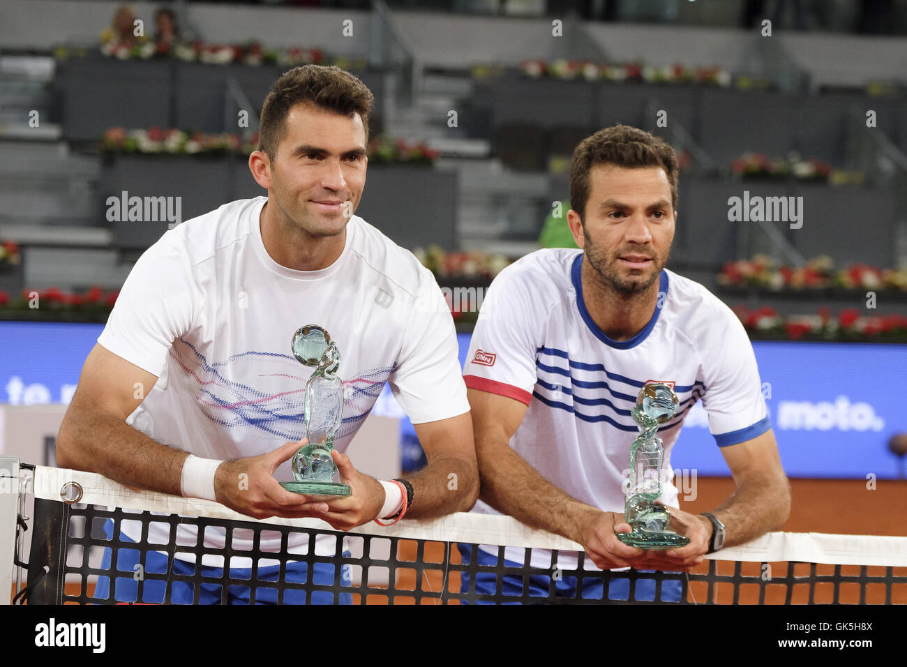 Mutua Madrid Open, Mens doppie finali - Jean-Julien Rojer/Horia Tecau v Rohan Bopanna/Florin Mergea (6-4, 7-6) con: Jean-Julien Rojer, Horia Tecau dove: Madrid, Spagna Quando: 08 Maggio 2016 Foto Stock