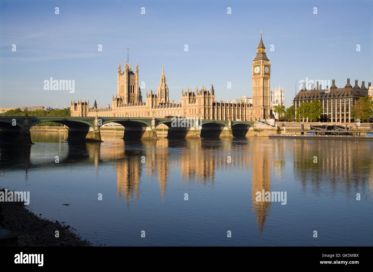 Londra - il parlamento nella luce del mattino Foto Stock