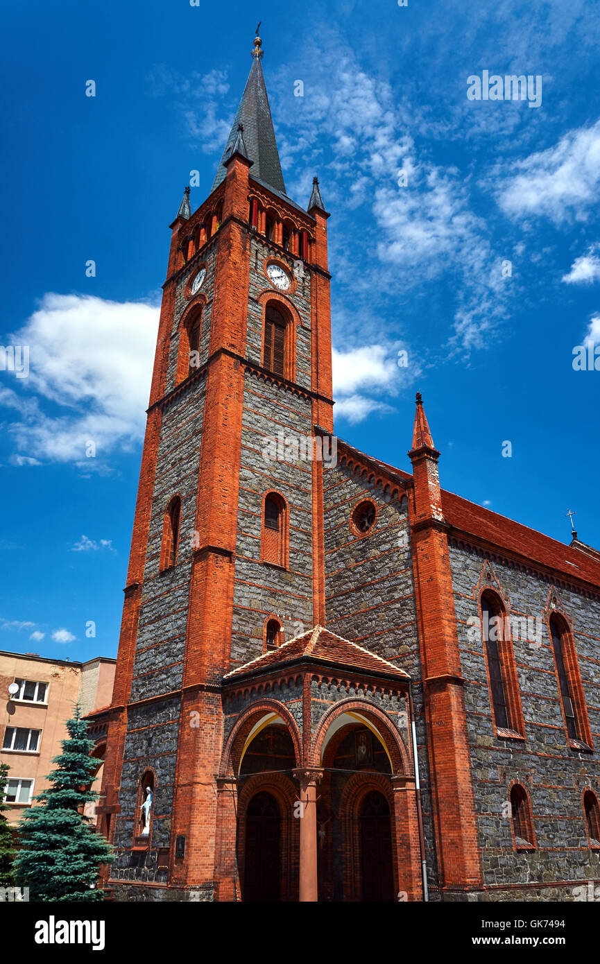 Medievale chiesa di pietra strega clocktower a Lagiewniki Foto Stock