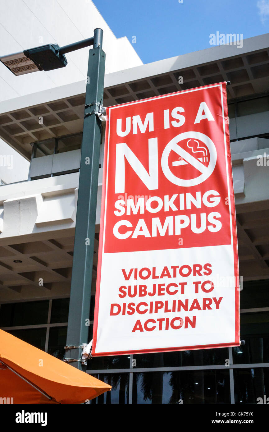 Miami Florida,Coral Gables,University of Miami,otto G. Richter Library,istruzione superiore,edificio,esterno,banner,informazioni,campus per non fumatori,salute, Foto Stock