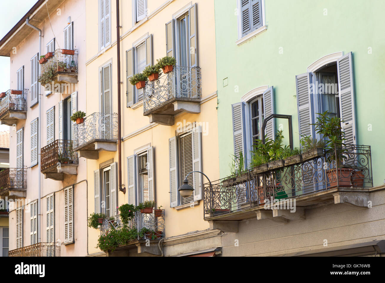 Appartamento storico casa in una piccola città italiana Foto Stock
